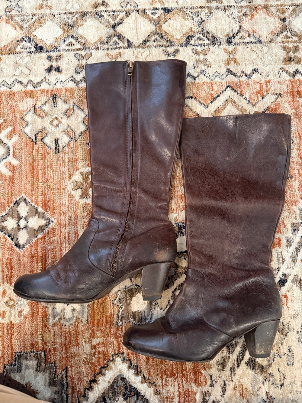 Frye Vintage Anthropologie Maroon Brown Leather Lisa Tall Boots Side Zipper 8